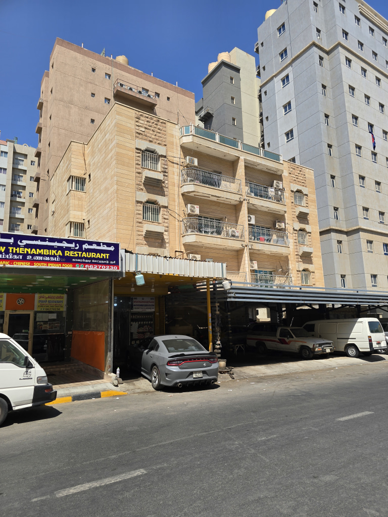 عمارة  للبيع في المنقف