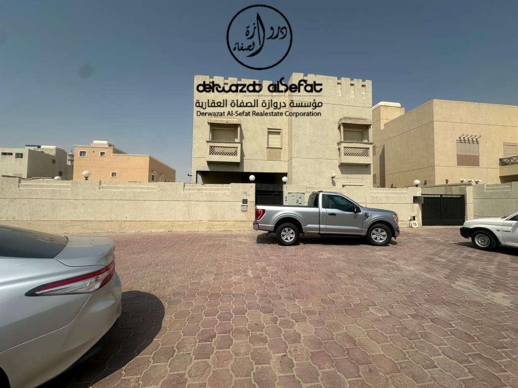 بيت  للإيجار في صباح الاحمد السكنية