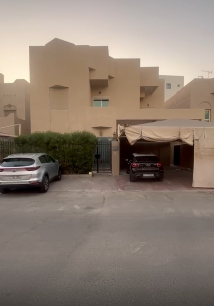 بيت للبيع في الشهداء