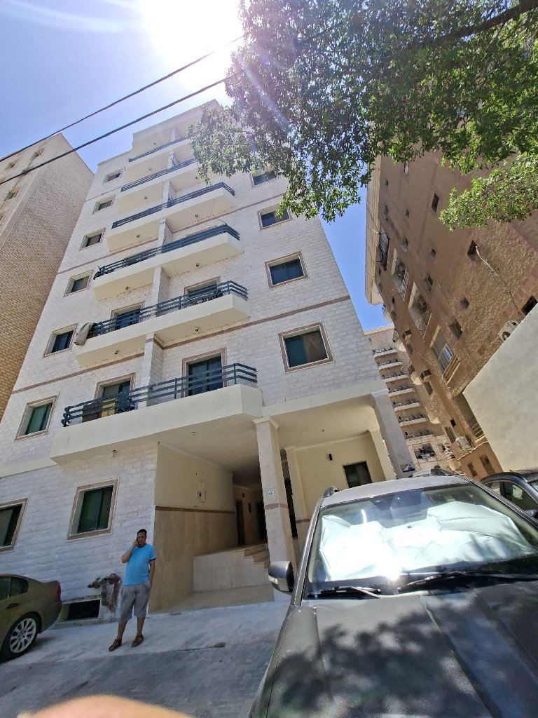 عمارة  للبيع في حولي